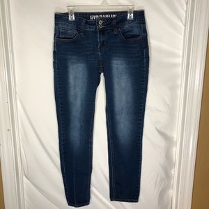 Junior’s size 11/12 Hydraulic Brand Skinny Jeans